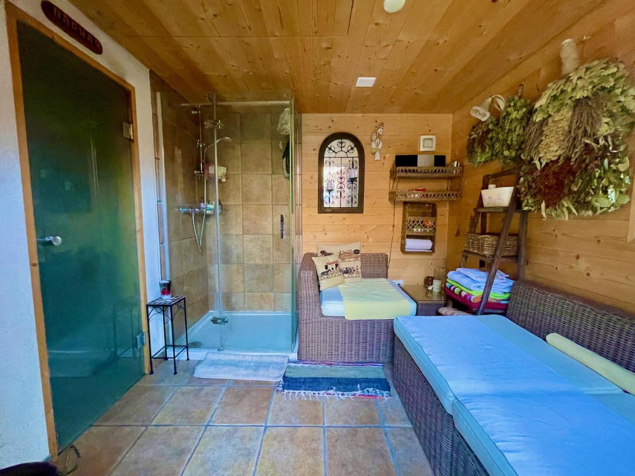 Doodle'S Amazing Chalet -Walensee - Flumserberg - Churfirsten - Heidiland - Pool - Sauna Mols Esterno foto
