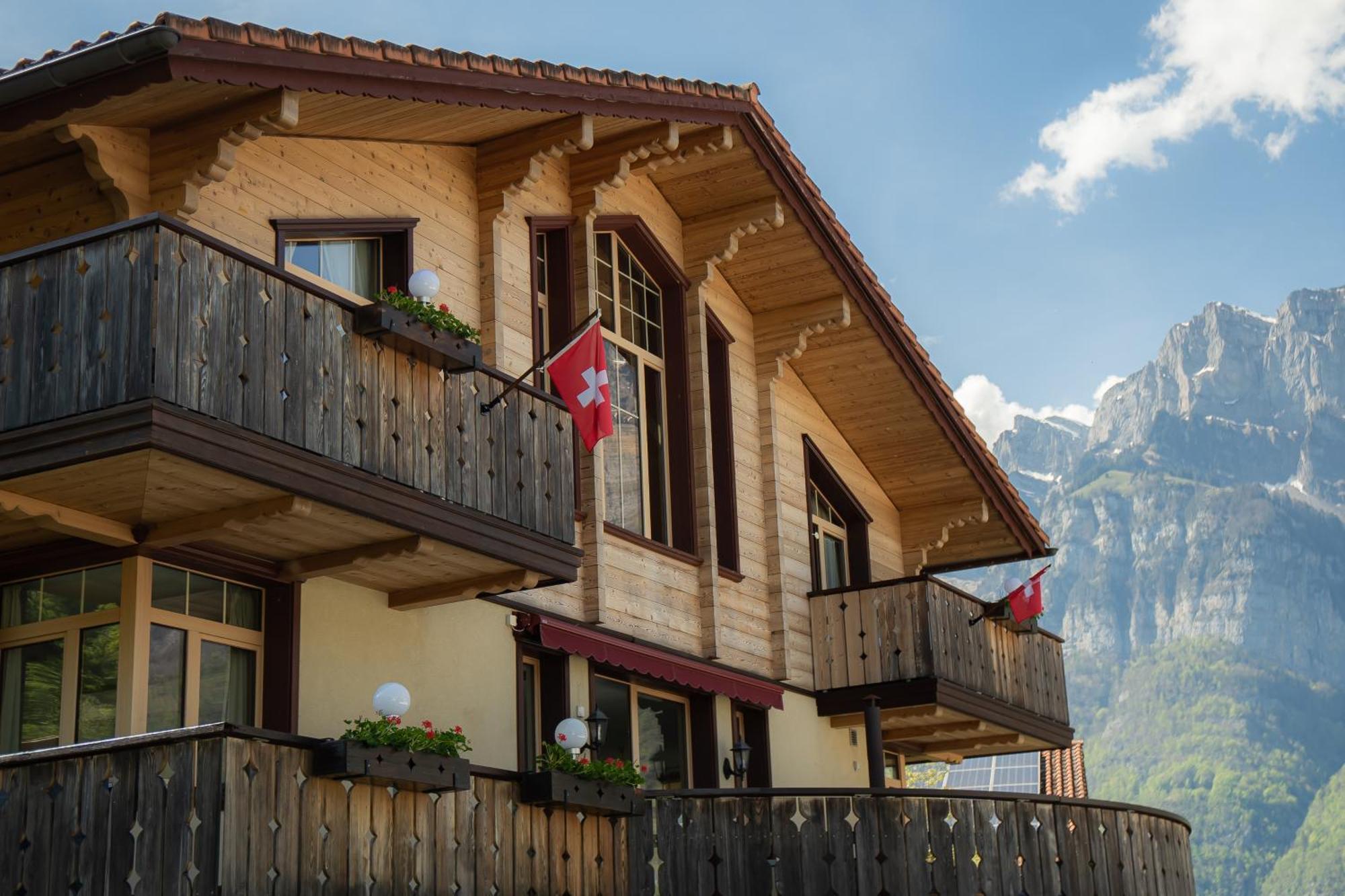 Doodle'S Amazing Chalet -Walensee - Flumserberg - Churfirsten - Heidiland - Pool - Sauna Mols Esterno foto